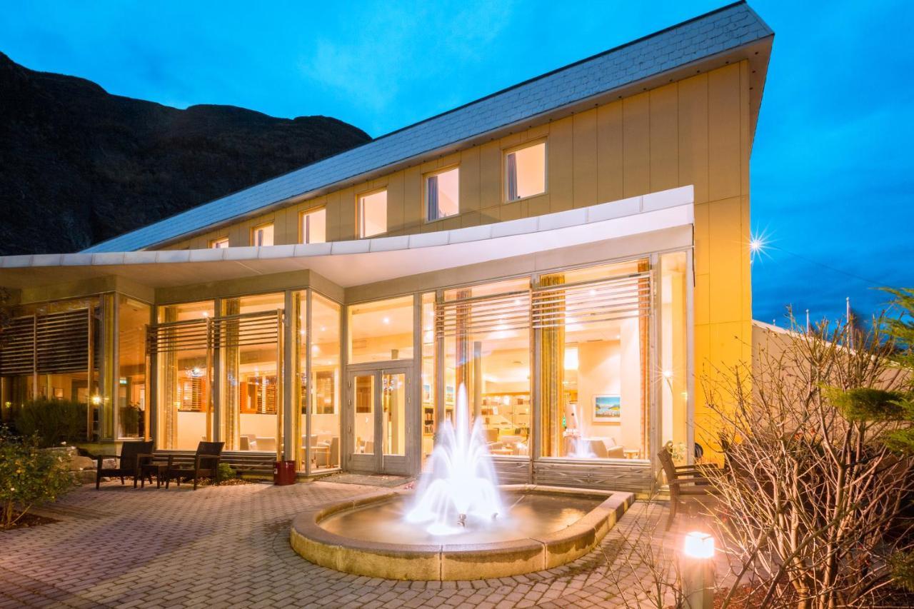 Klingenberg Hotel Årdalstangen Exterior foto